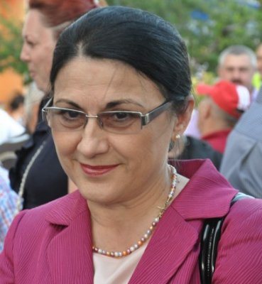 Ecaterina Andronescu vine la Constanţa, la Şcoala de vară a Consiliului Naţional al Elevilor